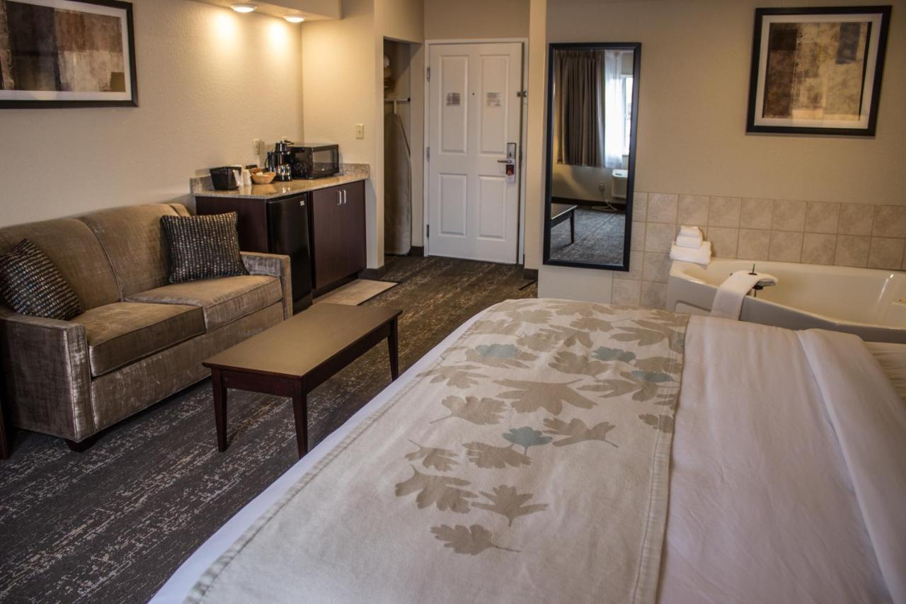 Cobblestone Suites - Oshkosh Eksteriør billede