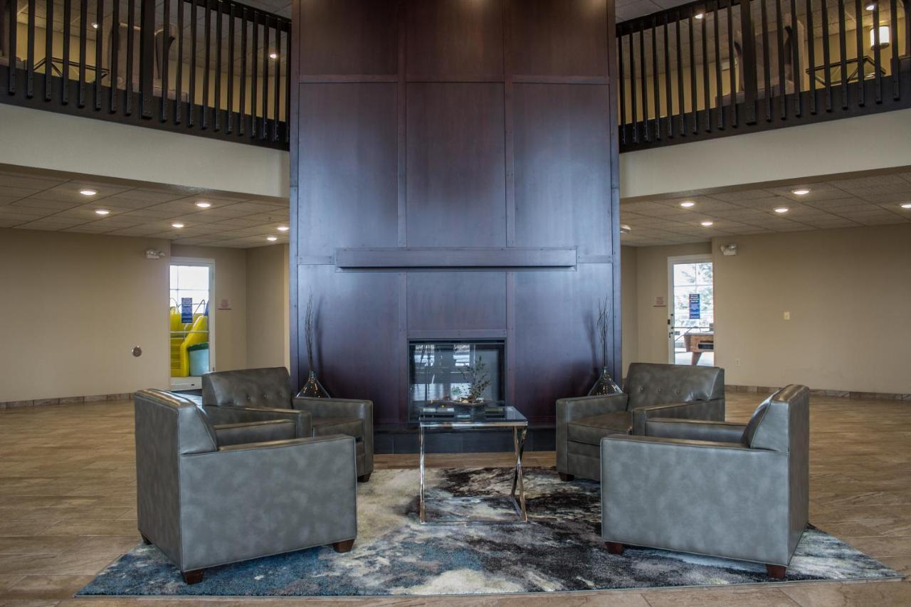 Cobblestone Suites - Oshkosh Eksteriør billede