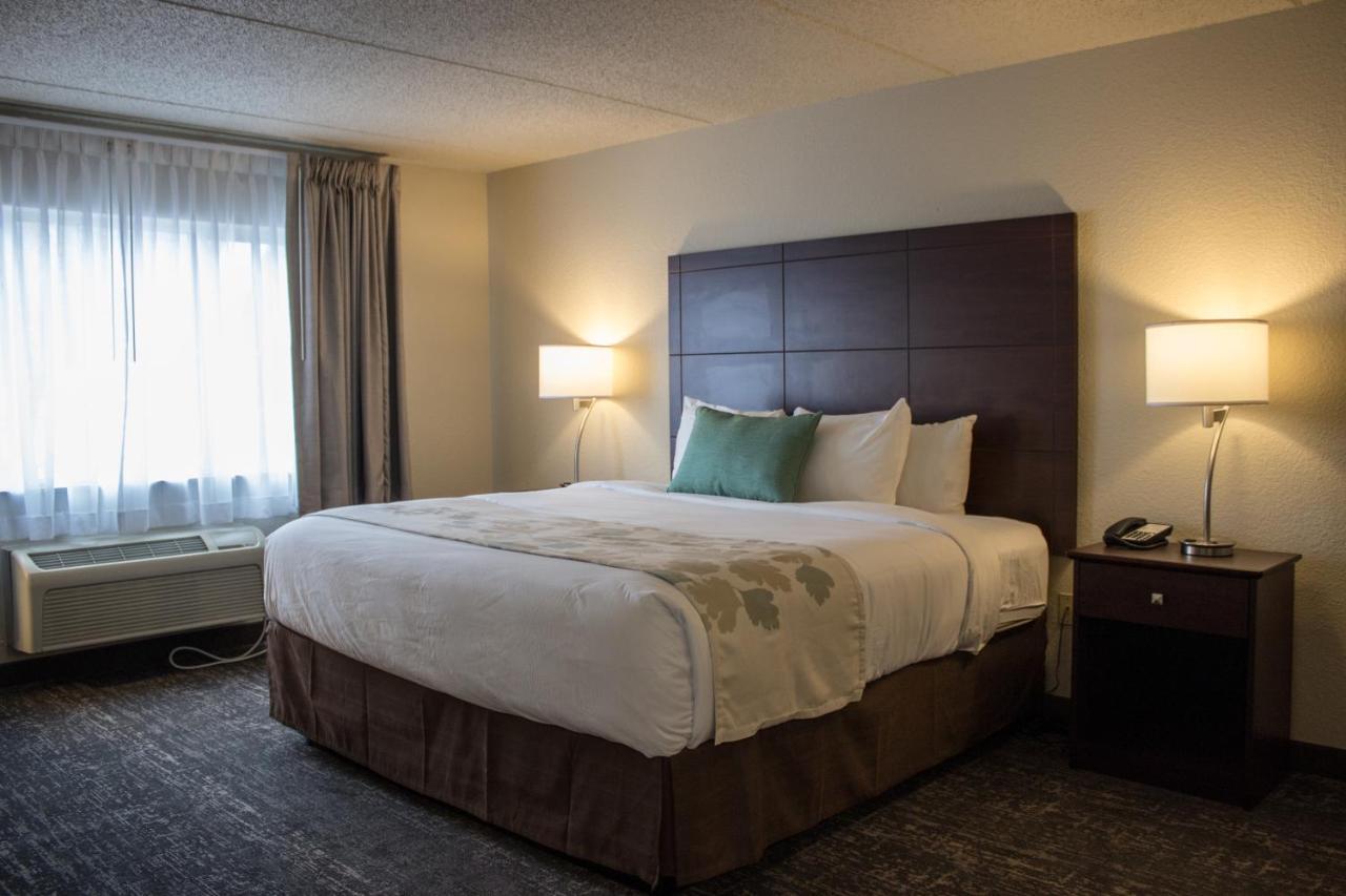 Cobblestone Suites - Oshkosh Eksteriør billede