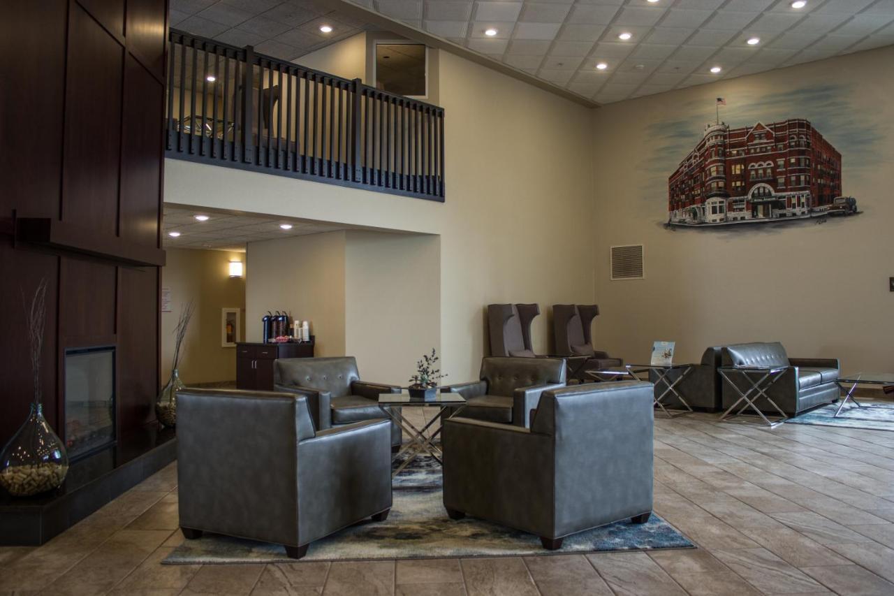 Cobblestone Suites - Oshkosh Eksteriør billede
